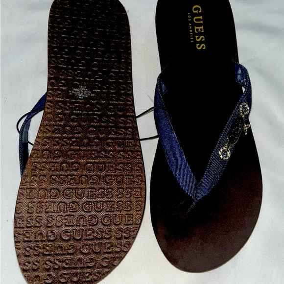 Flip Flops “GUESS” - Picture 2 of 4